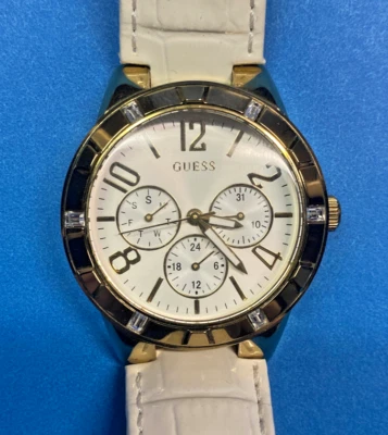 Женские многофункциональные часы GUESS Sport & Shine U0163L4 - Изображение 1 из 3