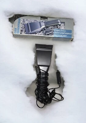 Car Essentials ELECTRIC WINDSHIELD SCRAPER Star Case 14’ Cord Car Adapter Heated - Image 1 of 4