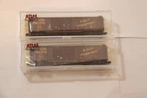 N SCALE 2 PC LOT ATLAS 50' DOUBLE DOOR BOX CAR " UNION PACIFIC " - Picture 1 of 3