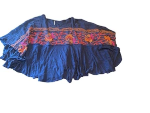 Top boho Free People para mujer grande azul bordado mezcla de lino letra de amor - Imagen 1 de 14