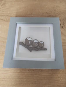 Owl Design Country Bird Animal Pebble Art - 12cm Framed Wall Picture Valenine - Picture 1 of 2