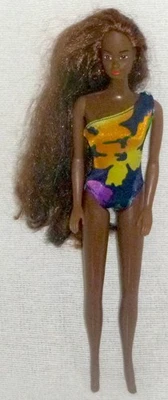 Mattel 1985 Tropical Barbie Afroamericana Traje Original Foto 1 de 4