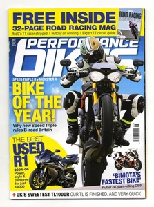 PERFORMANCE BIKES MAGAZINE JUNE 2016-DUCATI MONSTER 1200R TRIUMPH SPEED TRIPLE R - Picture 1 of 17