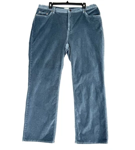LL Bean Pants Women's 18 Reg 38x29 Soft Blue Velvet Straight Fit 90's - Picture 1 of 11
