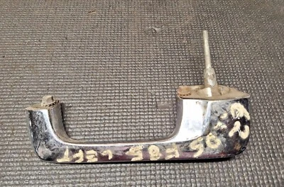 Oldsmobile Buick GM LH 1961 1962 manija de puerta exterior se envía a todo el mundo Foto 1 de 3