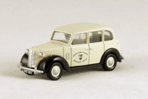 Classix EM76847 Austin FL1 Ambulance Service Die Cast Model 1:76/00 Scale - Picture 1 of 1