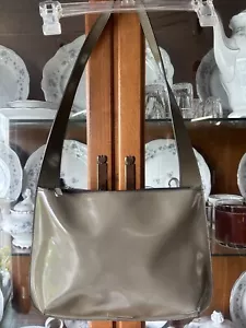 Furla Taupe Lackleder Schultertasche - Bild 1 von 10