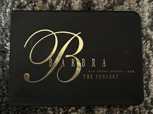 St. Vincent 1993 - Barbara Streisand, "The Concert" at MGM - Gold Stamp - MNH (Z - Picture 1 of 4