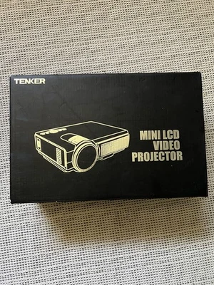 Tenker Q5 Mini LCD Video Projector Black  PJ0735 - Image 1 of 4