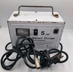 Japlar Schauer Modell 0635-14 24 Volt 5 Ampere Batterieladegerät - Bild 1 von 8