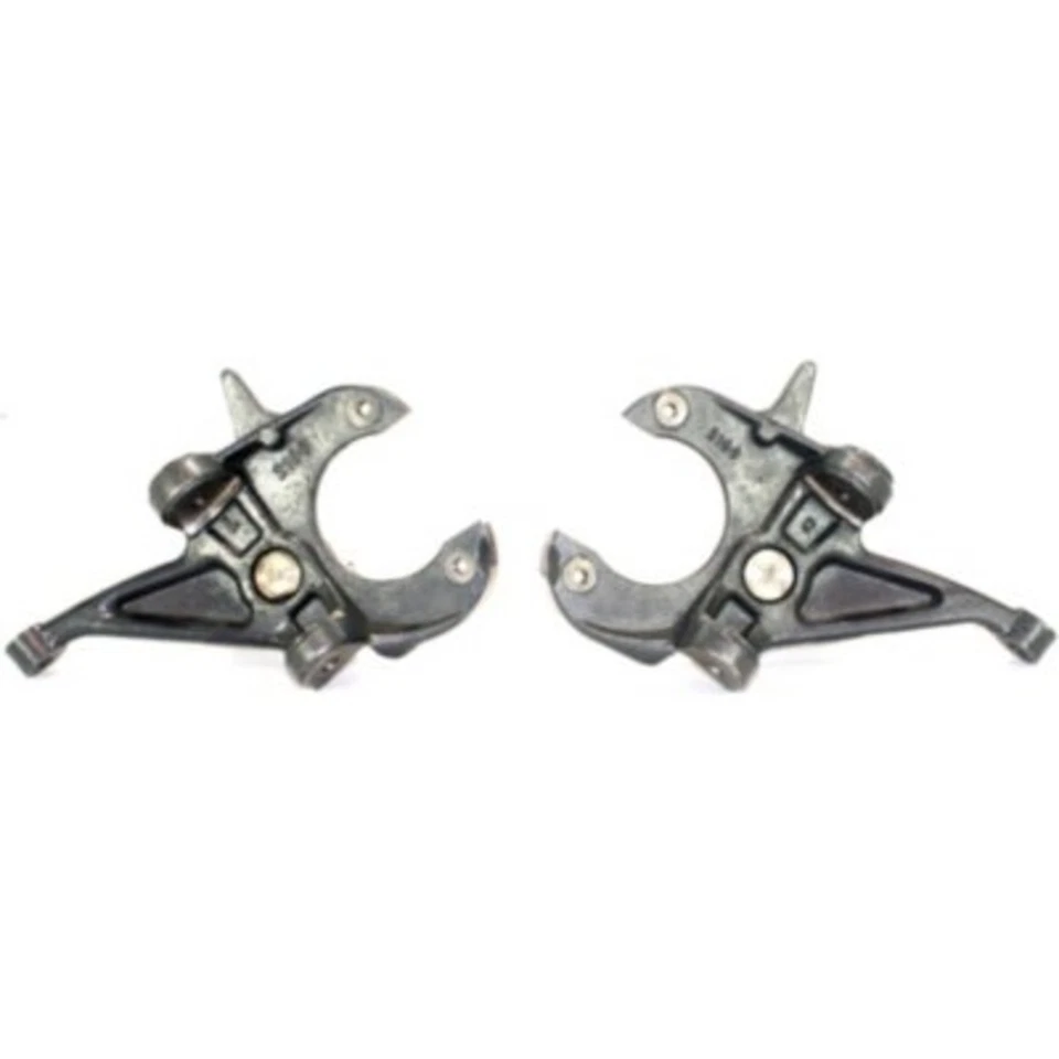 2100 Belltech Knuckles Set of 2 Front Driver & Passenger Side for Chevy Pair - Image 1 of 4