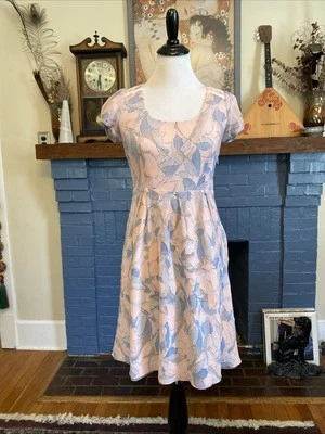 Vestido Anthropologie Moulinette Soeurs Rosa Azul Etéreo Seda Estampado Hoja Talla 2 XS Foto 1 de 4