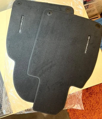 Par de alfombrillas -NUEVAS- PORSCHE 911 991 alfombradas, negras 981.551.613.10 A75 Foto 1 de 4