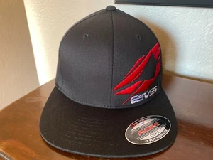 New EVS MX ATV Racing Baseball Fitted FLEXFIT HAT CAP MENS Black RED - Picture 1 of 5