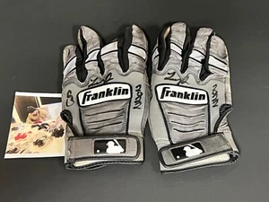 Lenyn Sosa White Sox Auto Signed Game Used 2022 Batting Gloves .. - Picture 1 of 2
