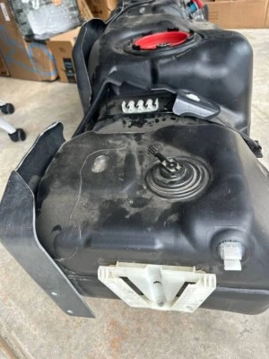 2019-2021 Ford Superduty F250 F350 F450 34 Gallon Fuel Tank 175.5 WB CCLB - Image 1 of 4