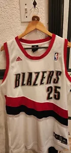 Maglietta vintage NBA Adidas Portland Trail Blazers Travis Outlaw 25 Uomo Large CUCITA - Foto 1 di 12