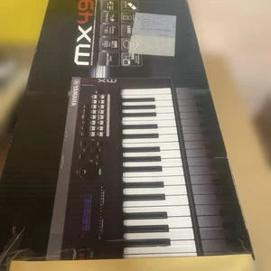 YAMAHA - Picture 1 of 9