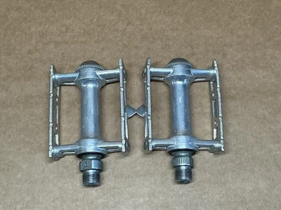 Pedales de Pista MKS Sylvan 9/16” x 20t para Puntera-Clips Bicicleta de Carretera/Touring De Colección Foto 1 de 4