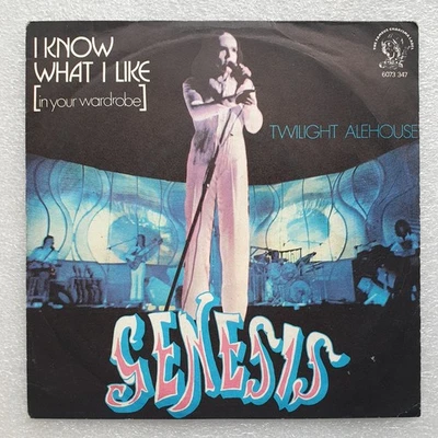 GENESIS: I Know What I Like / Twilight Alehouse - Italian 7" (45) Single with ps Foto 1 de 4