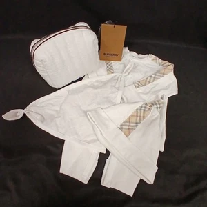 Burberry Baby Gift Set Outfit Age 6 Months NWT Off White Cotton Unisex FPL-RMF - Picture 1 of 9