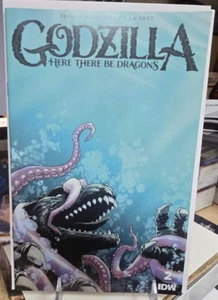 GODZILLA HERE THERE BE DRAGONS #2 (2023) GODLEWSKI 1:25 VARIANT NM (61) - Picture 1 of 2
