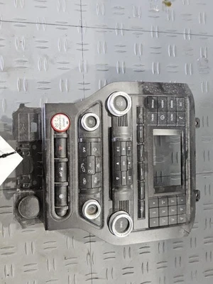 Panel de control de radio Ford Mustang 2015-2016 hasta 28/09/15 ID FR3T-18E243-EB Foto 1 de 4