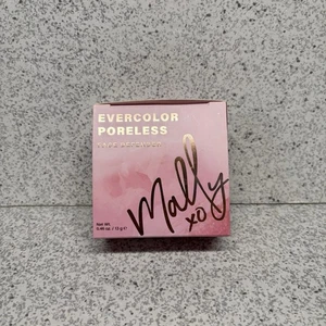 Mally XO Evercolor Poreless Face Defender Universal 0013006 NEW - Picture 1 of 10