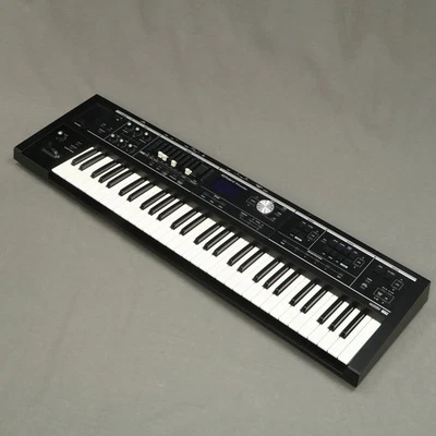 Roland VR-09 V-Combo 61-Key Live Keyboard w/ AC Adapter & Manual - Image 1 of 4