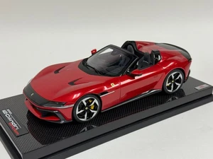 1/18 MR Collection Ferrari 12 Cilidri Spider Red on Carbon Base 49 pcs FE044F - Picture 1 of 6
