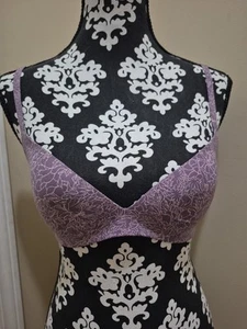 LULULEMON Take Shape Bra ARQE Size 32 Purple Floral Padded Smoky Quartz Wirele - Picture 1 of 5