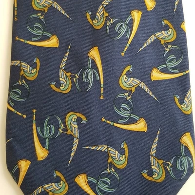 Corbata de seda Salvatore Ferragamo faisán pájaro corneta cuerno azul Foto 1 de 4