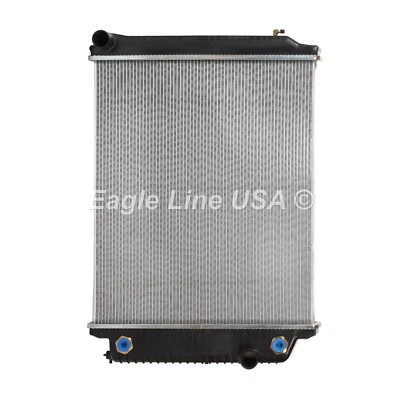 Radiator Assembly Fit Freightliner 08-13 B2 07-09 11 S2 2013 S2C 2" Inlet Outlet Foto 1 de 4