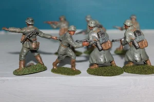 PAINTED GERMAN CONTE SOLDIERS (1) - Picture 1 of 5