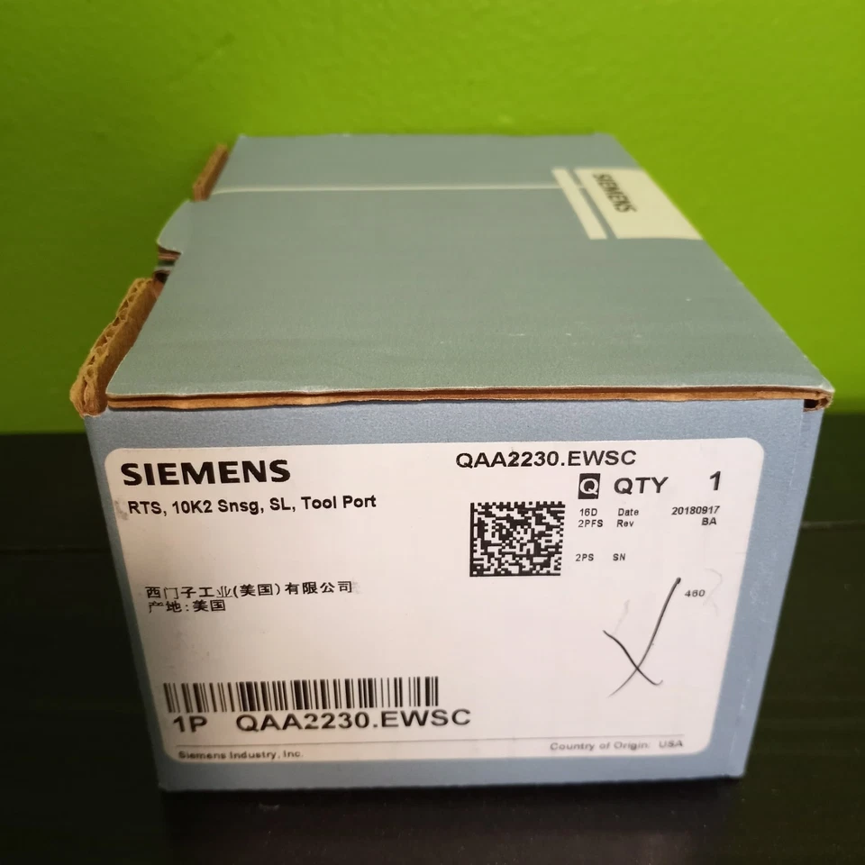 SIEMENS QAA2230.EWSC Room Temperature Sensor  - Image 1 of 1