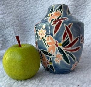 ANTHROPOLOGIE ~ JARRÓN FLOR VIBRANTE DORADO GRES MATHILDE ~ 6" DE ALTO - Imagen 1 de 6