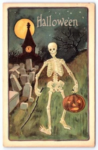 Cartolina Halloween Cimitero Scheletro che trasporta JOL cartolina d'epoca KB101 - Foto 1 di 2