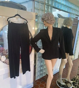 Black Pinstripe 2pc Women's Power Pant Suit Wide leg Size 6 - Picture 1 of 8
