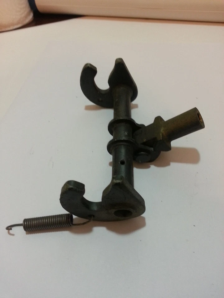 1976-1989 Mariner Mercury 77416 70264 77416T6 Swivel Yoke Bottom 30-35-40-45-50- - Image 1 of 1