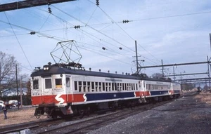 SEPTA MU Train - Number - 9124 w/Train - KR - ra1518 - Picture 1 of 1