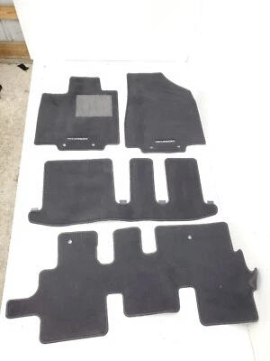 Juego de 4 alfombrillas interiores Nissan Pathfinder 2013-2020 OEM Foto 1 de 4
