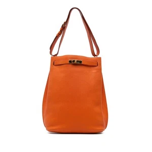 Authenticated Hermès Togo So Kelly 26 Orange Calf Leather Shoulder Bag - Picture 1 of 9