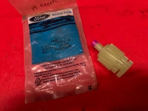 NOS 60s 70s 80s 19 tooth Speedometer Cable Transmission Drive Gear C4DZ-17271-A - Picture 1 of 1