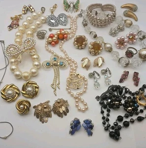 Vintage goldfarben viktorianisch romantisch Retro Modeschmuck Set Kunstperlen Crysta - Bild 1 von 24