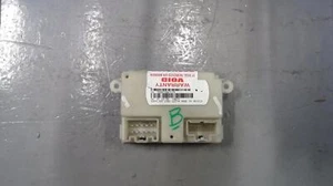 VOLKSWAGEN ROUTAN Door Control Module P68 050 497 AA - Picture 1 of 2