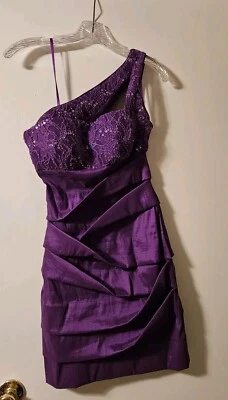 Purple Size M One Shoulder Sequin And Ruffle Formal Dress - Imagem 1 de 4