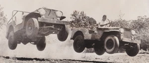 1953 mi foto de prensa Yakima Ridge Runners “Jeep Rodeo” carrera en Yakima, Washington - Imagen 1 de 2