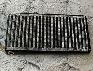 Black Crystal & Silver Bling ACCORDION Style WALLET CLUTCH WRISTLET - Picture 1 of 8