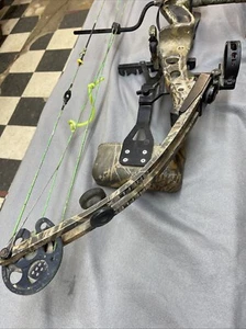 REFLEX Build SS COMPOUND BOW right hand - Picture 1 of 21