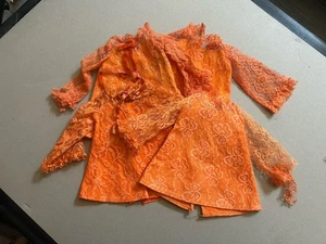 Hermoso lote de vestidos de encaje naranja para muñeca Crissy ideal vintage ***TLC/REPARACIÓN*** - Imagen 1 de 20